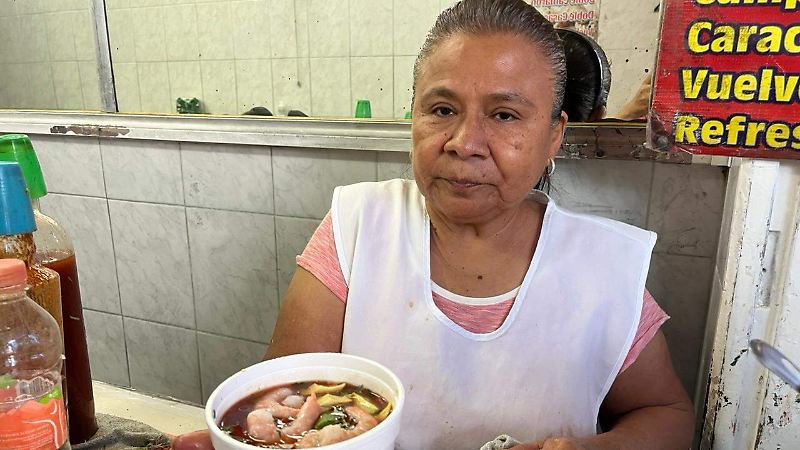 Los Caracoles, ostionería y coctelería